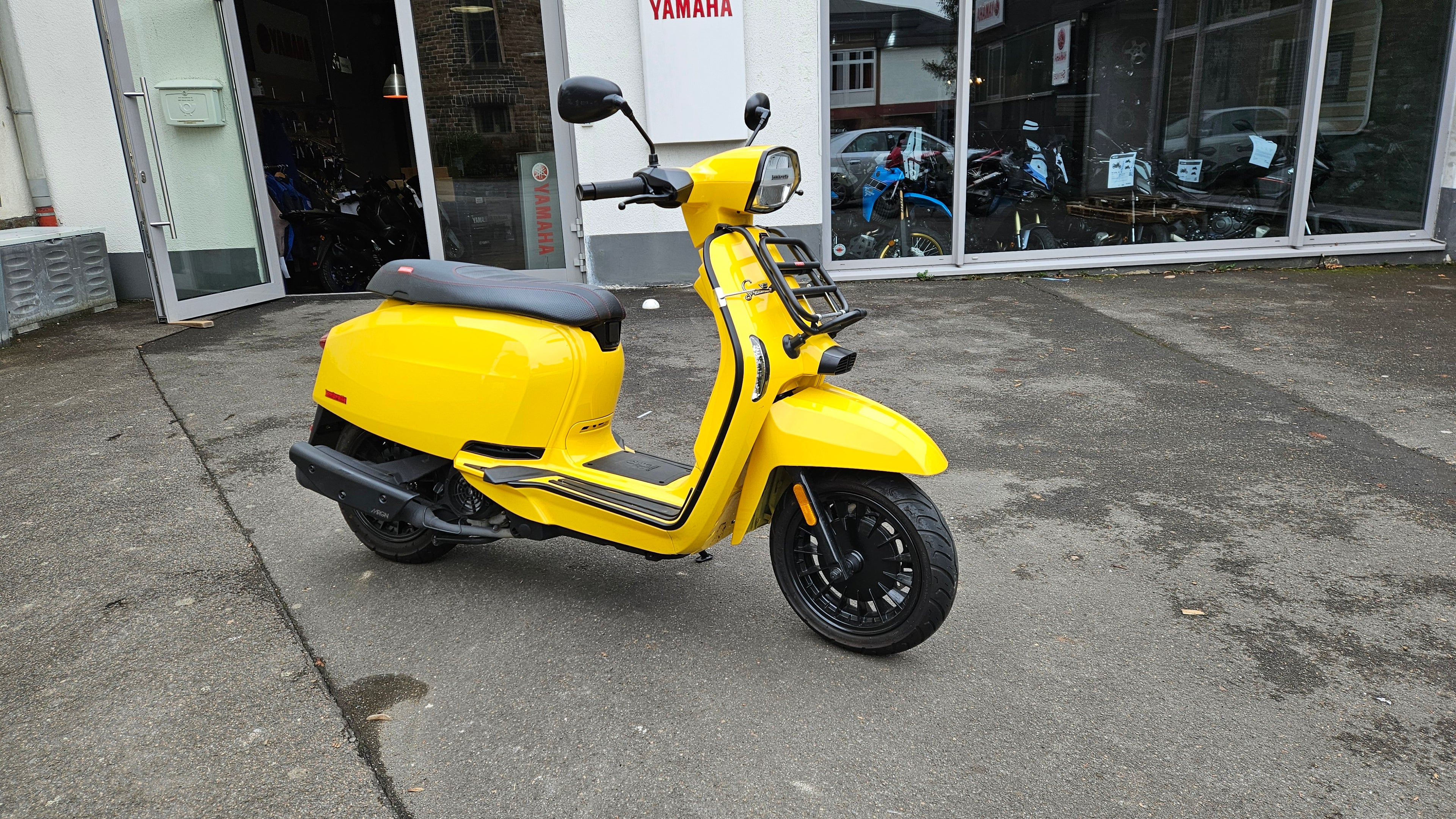 V 125 GEBRAUCHT